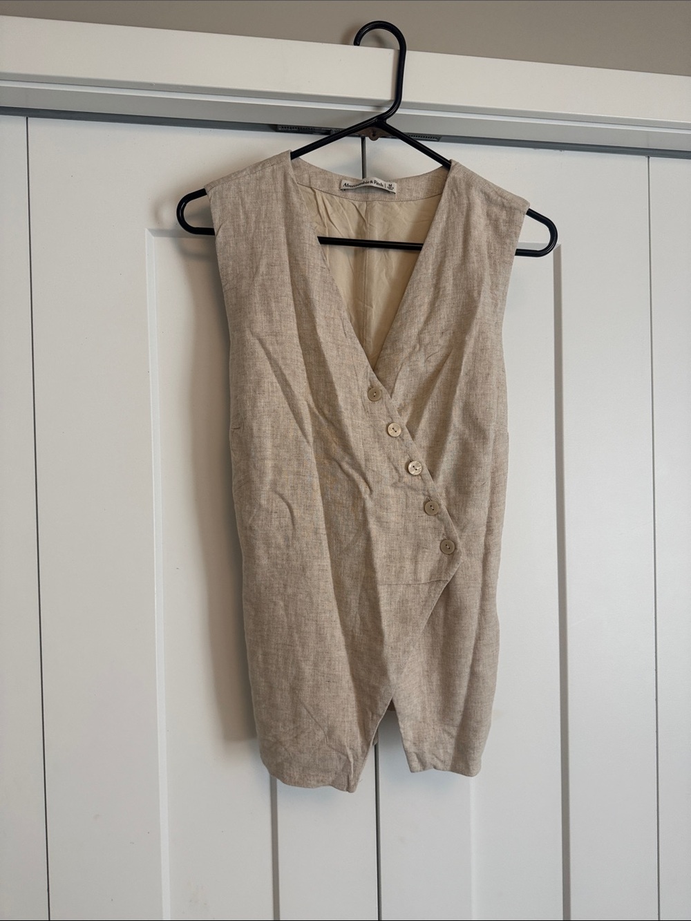 Abercrombie & Fitch Beige Linen-Blend Button-Front Sleeveless Top